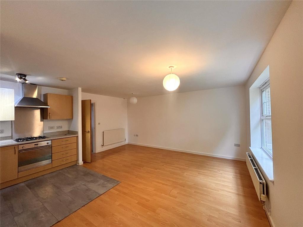 Lounge / Kitchen