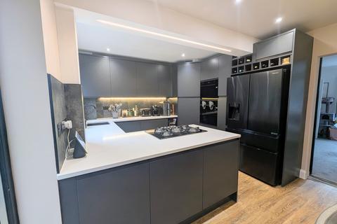 undefined, Highfield Avenue, Romiley