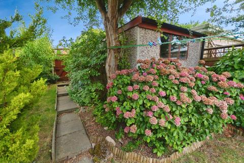 3 bedroom semi-detached house for sale, Glenwood Road, BIRMINGHAM, West Midlands, B38