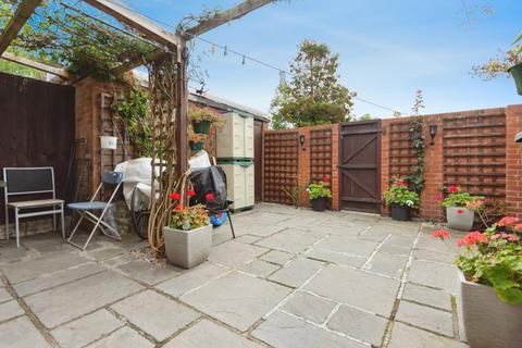 3 bedroom terraced house for sale, Butter Walk, Birmingham, West Midlands, B38