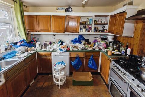 4 bedroom terraced house for sale, Manningford Road, Birmingham, West Midlands, B14