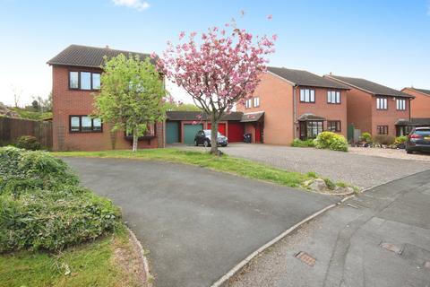 4 bedroom detached house for sale, Aintree Drive, Leamington Spa, Warwickshire, CV32