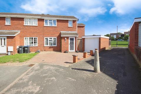 3 bedroom semi-detached house for sale - Dunstall Crescent, Bishops Tachbrook, Leamington Spa, Warwickshire, CV33