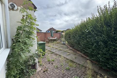 undefined, Halls Close, Whitnash, Leamington Spa, Warwickshire, CV31