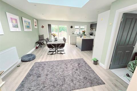 3 bedroom bungalow for sale, Moorcroft Road, Birmingham, West Midlands, B13