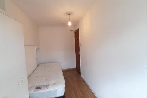 undefined, Siskin Drive, Birmingham, West Midlands, B12