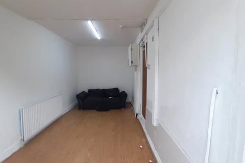 undefined, Siskin Drive, Birmingham, West Midlands, B12