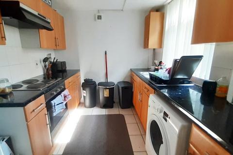 2 bedroom maisonette for sale, Chestnut Road, Birmingham, West Midlands, B13