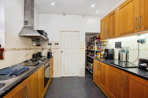 3 bedroom terraced house for sale, Ombersley Road, Birmingham, West Midlands, B12