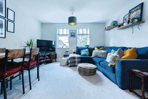 2 bedroom flat for sale, Wake Green Road, Birmingham, West Midlands, B13