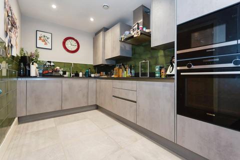 2 bedroom flat for sale, Wake Green Road, Birmingham, West Midlands, B13