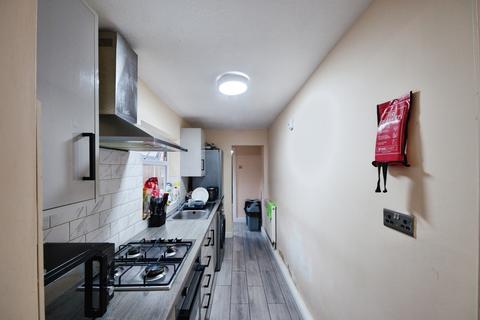 4 bedroom end of terrace house for sale, Fernley Road, Birmingham, West Midlands, B11