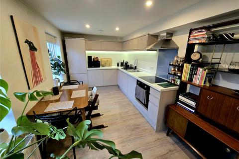 2 bedroom flat for sale, St. Marys Row, Moseley, Birmingham, West Midlands, B13