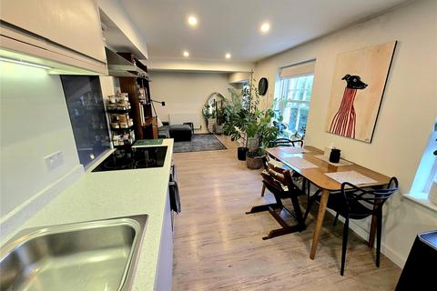 2 bedroom flat for sale, St. Marys Row, Moseley, Birmingham, West Midlands, B13