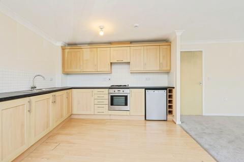 2 bedroom flat for sale, School Close, Northfield, Birmingham, West Midlands, B31