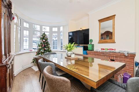 4 bedroom detached house for sale, Hawthorn Croft, Oldbury, West Midlands, B68