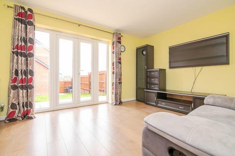 4 bedroom semi-detached house for sale, Dovecote Close, Redditch, Worcestershire, B97