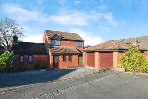 4 bedroom detached house for sale, Tanwood Close, REDDITCH, Worcestershire, B97