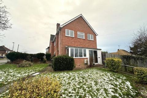 3 bedroom semi-detached house for sale, Malvern Road, Redditch, Worcestershire, B97
