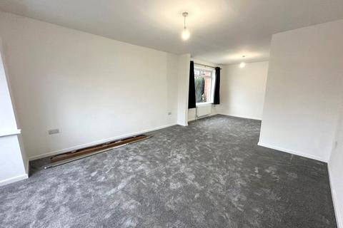 3 bedroom semi-detached house for sale, Malvern Road, Redditch, Worcestershire, B97