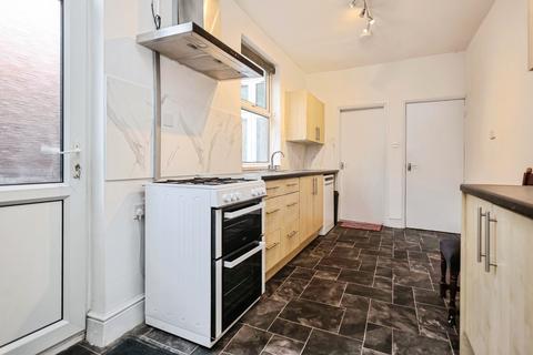 6 bedroom terraced house for sale, Raddlebarn Road, BIRMINGHAM, West Midlands, B29