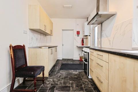 6 bedroom terraced house for sale, Raddlebarn Road, BIRMINGHAM, West Midlands, B29