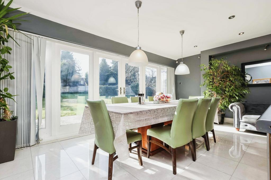 Kitchen Diner