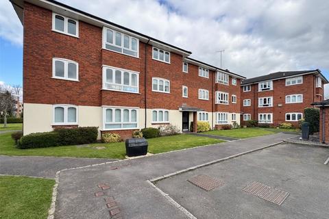 2 bedroom flat for sale, Queens Court, Alderham Close, Solihull, West Midlands, B91