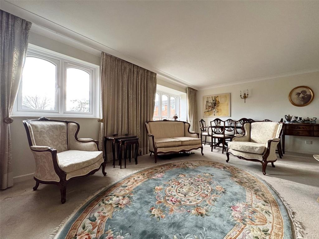 Living/Dining Room