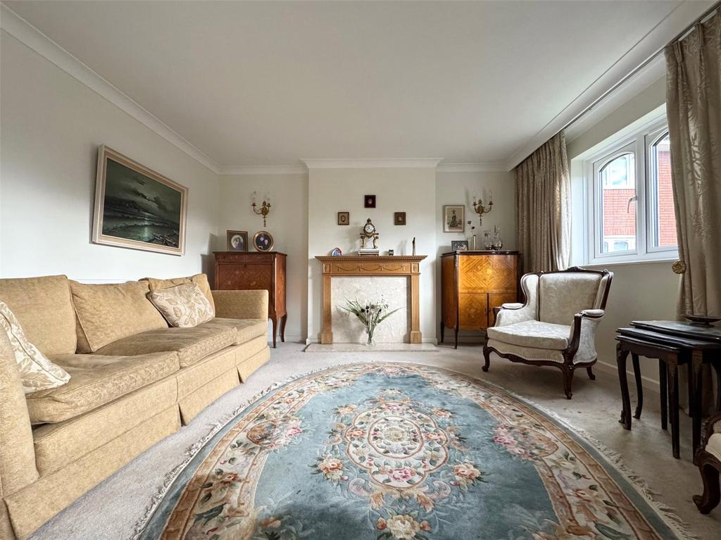 Living/Dining Room