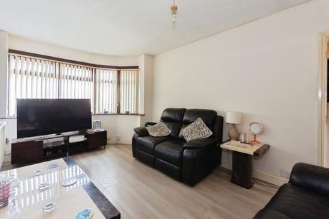 3 bedroom semi-detached house for sale, Jillcot Road, Solihull, West Midlands, B92