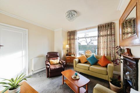 3 bedroom semi-detached house for sale, Redlands Close, Solihull, West Midlands, B91