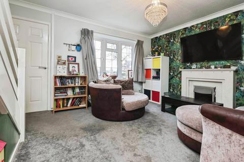 2 bedroom terraced house for sale, Richmond Road, Solihull, West Midlands, B92
