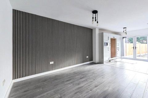 4 bedroom semi-detached house for sale, Ulverley Green Road, Solihull, West Midlands, B92