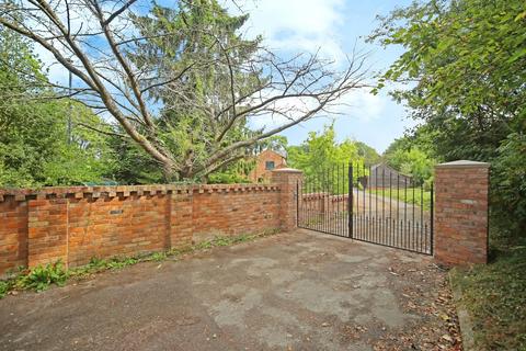 undefined, Warwick Road, Stratford-upon-Avon, Warwickshire, CV37
