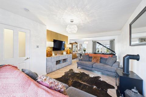 undefined, Burbage Avenue, Stratford-upon-Avon, Warwickshire, CV37