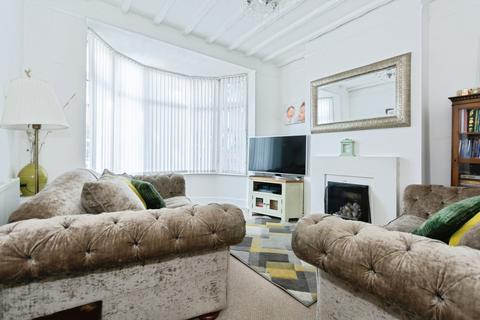 4 bedroom terraced house for sale, Oxford Road, Acocks Green, Birmingham, West Midlands, B27