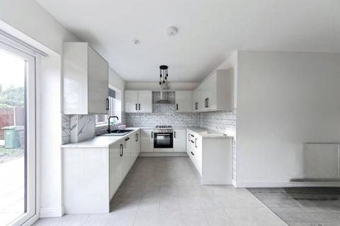 4 bedroom semi-detached house for sale, Ulverley Green Road, Solihull, West Midlands, B92
