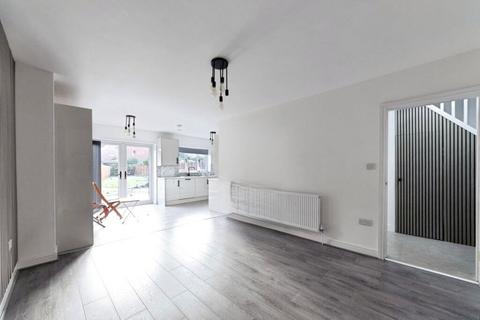 4 bedroom semi-detached house for sale, Ulverley Green Road, Solihull, West Midlands, B92