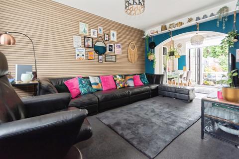 4 bedroom terraced house for sale, Mulwych Road, BIRMINGHAM, West Midlands, B33
