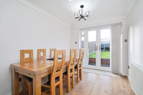 4 bedroom semi-detached house for sale, Prince Of Wales Lane, Birmingham, West Midlands, B14