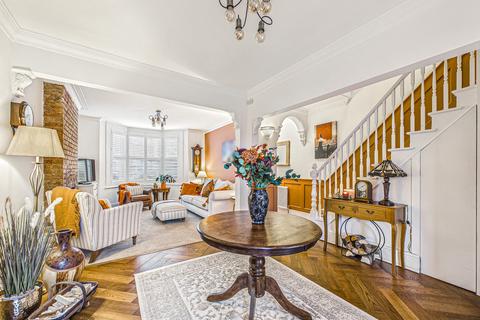 2 bedroom semi-detached house for sale, Cranleigh Drive, Leigh-on-sea, SS9