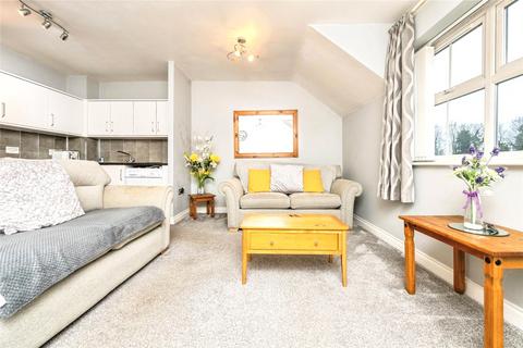 1 bedroom flat for sale, Birch Meadow Close, Warwick, Warwickshire, CV34