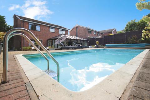 3 bedroom detached house for sale, Croft Road, Warwick, Warwickshire, CV35