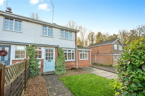 Stuart Close, Warwick, Warwickshire, CV34