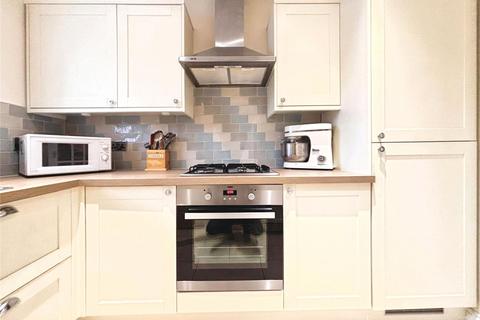 2 bedroom flat for sale, Holioake Drive, Warwick, CV34