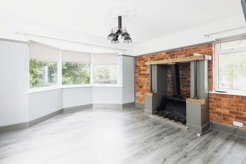 4 bedroom detached house for sale, Oldbury Road, Nuneaton, Warwickshire, CV10