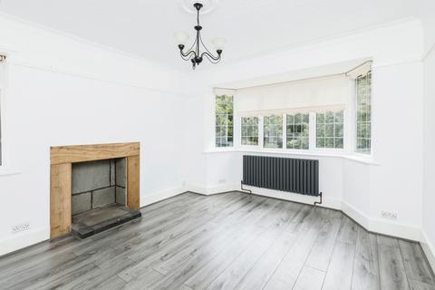 4 bedroom detached house for sale, Oldbury Road, Nuneaton, Warwickshire, CV10