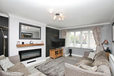 3 bedroom detached house for sale, St. Matthews Close, Nuneaton, Warwickshire, CV10