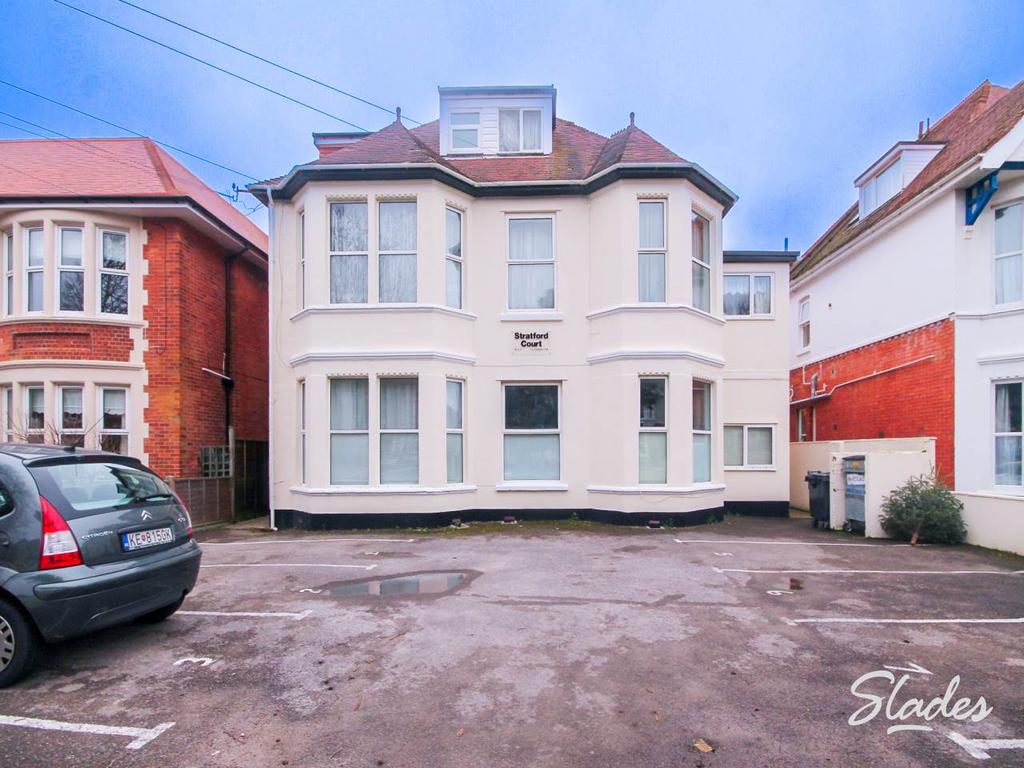 20 Grand Avenue Fron